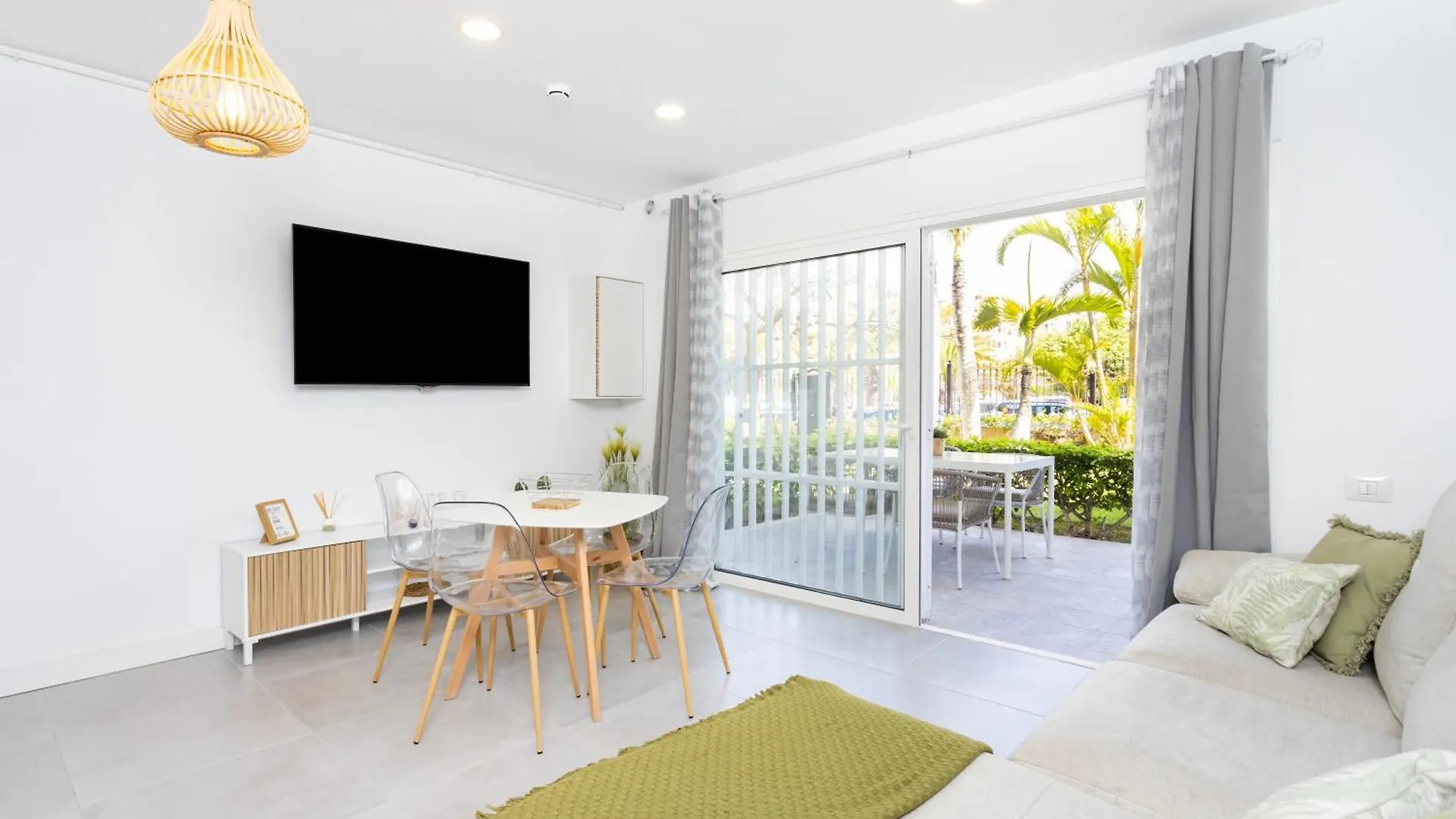Alma Del Sur Apartment Los Cristianos  0*, Los Cristianos (Tenerife) Spain